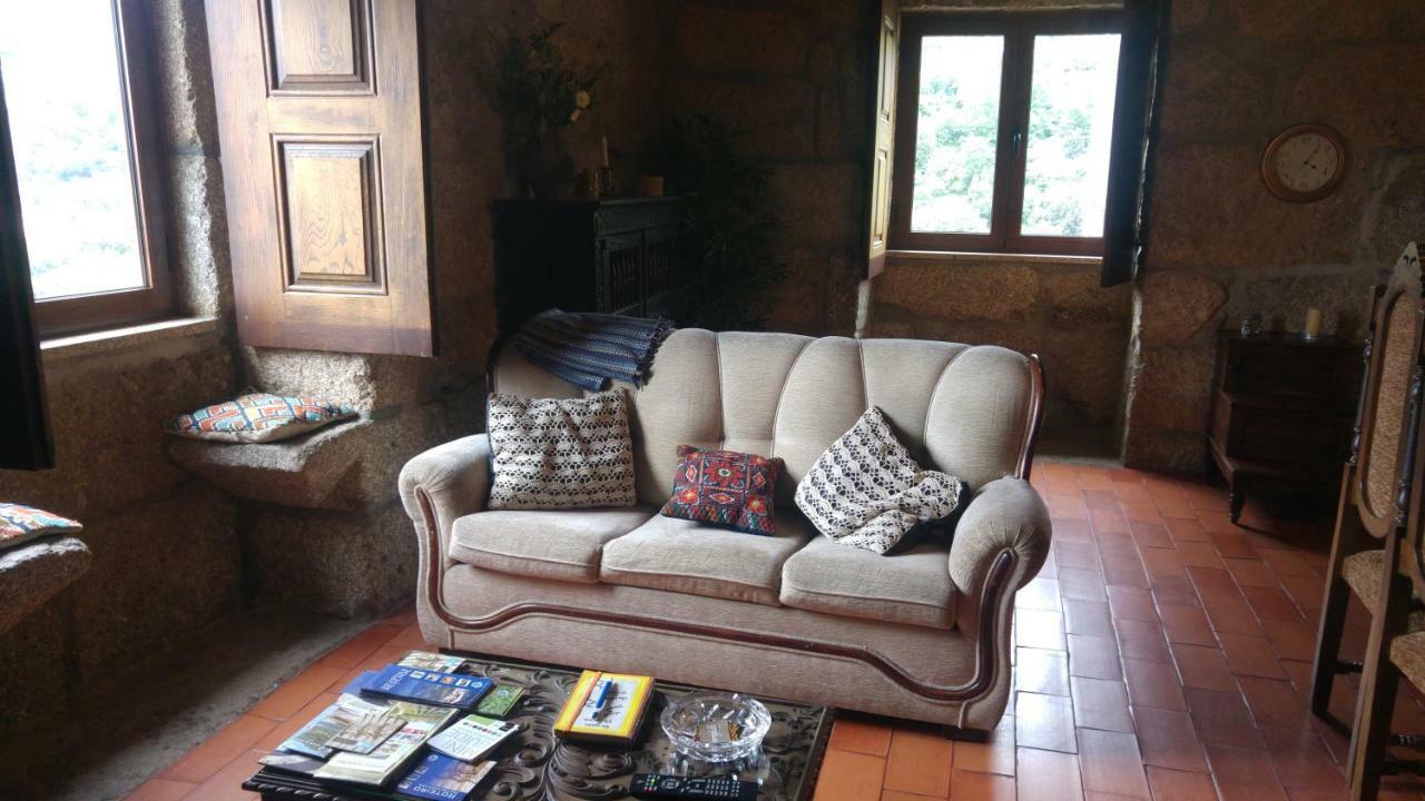 レゼンデ Casa Da Eira - Castanheirasゲストハウス エクステリア 写真
