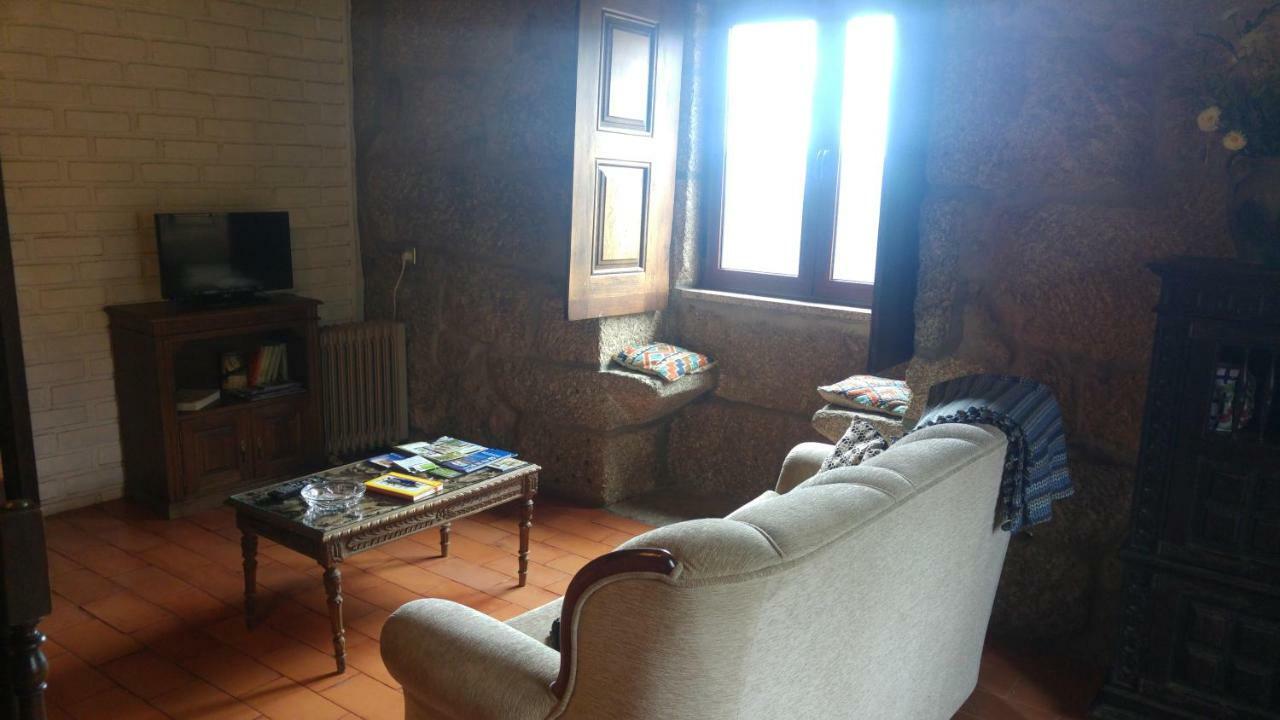 レゼンデ Casa Da Eira - Castanheirasゲストハウス エクステリア 写真