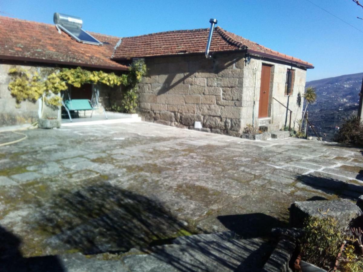 レゼンデ Casa Da Eira - Castanheirasゲストハウス エクステリア 写真